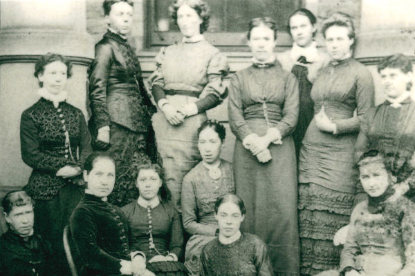E1b-067a: Salt’s Girls’ High School staff, around 1880