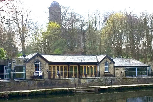 Boathouse Inn 2019