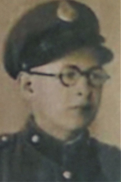 C3a-080: Feliks Czenkusz in a cadet uniform